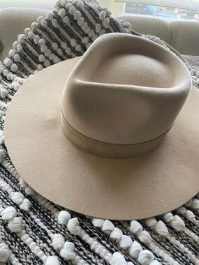 Lack Of Color Wide Brim Felt Fedora in Beige